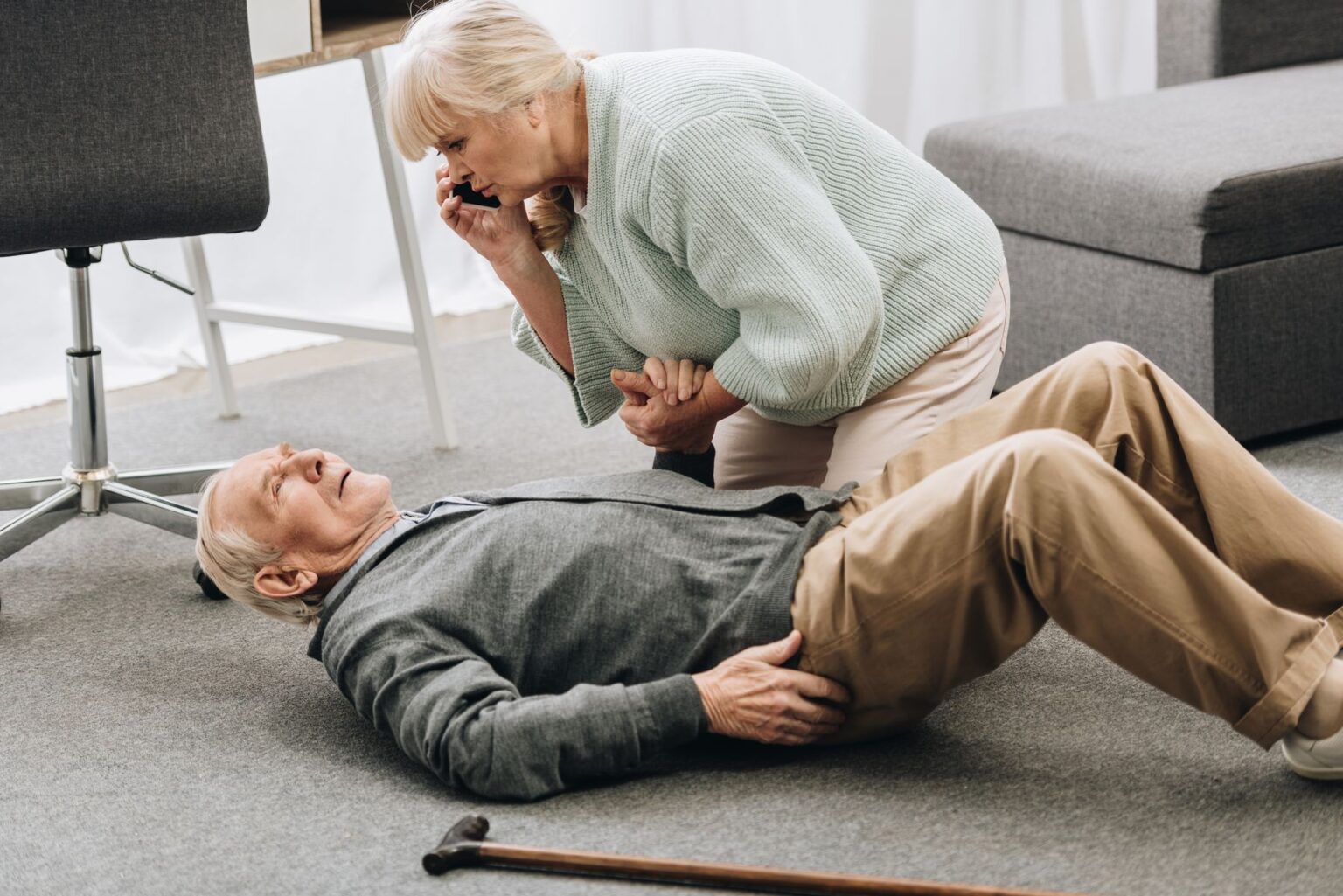 Comment Choisir Un Bracelet Anti Chute Pour Seniors