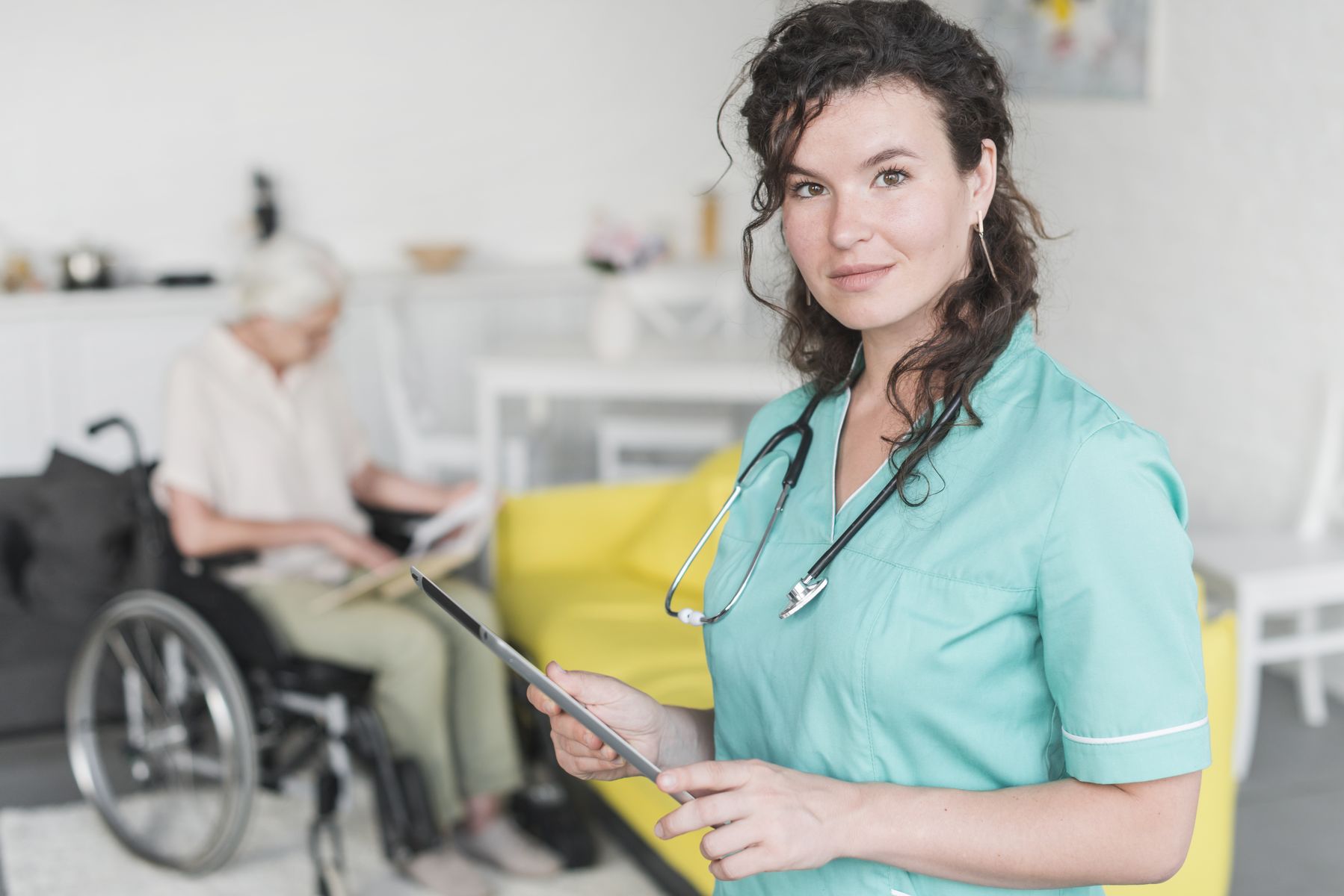 Le médecin coordonnateur peut-il imposer le placement en milieu protégé