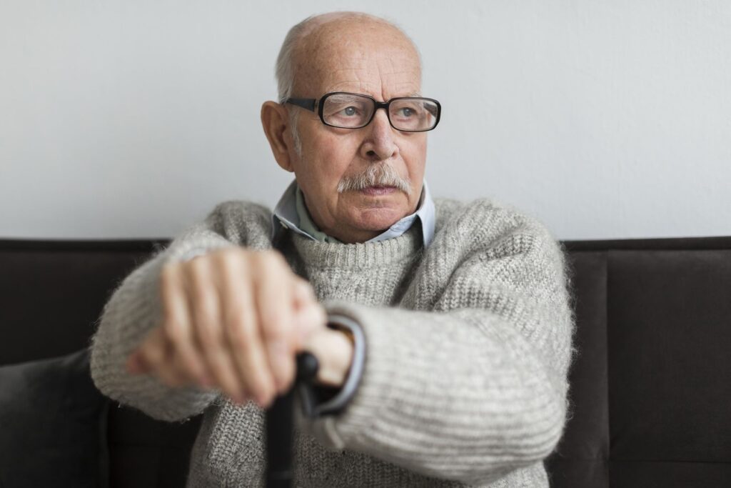 senior atteint de troubles de l'humeur