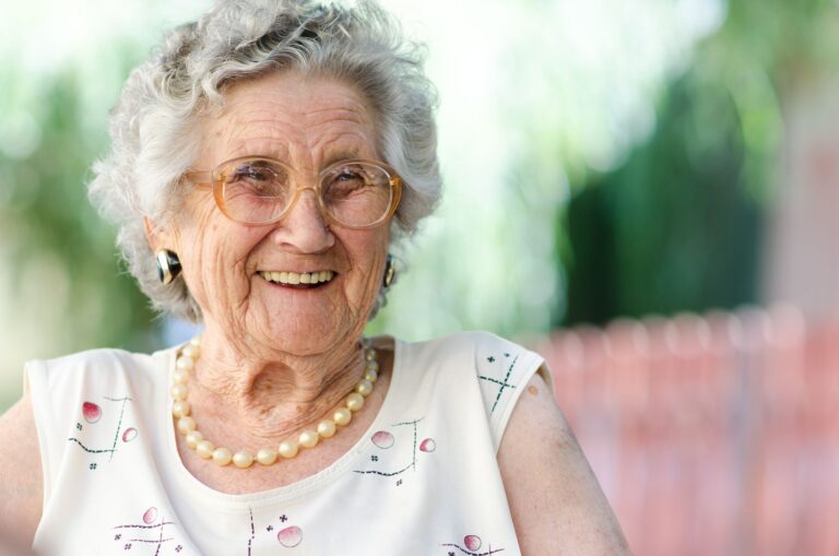 Maladie d’Alzheimer : adoptez la positivité pour réduire les risques