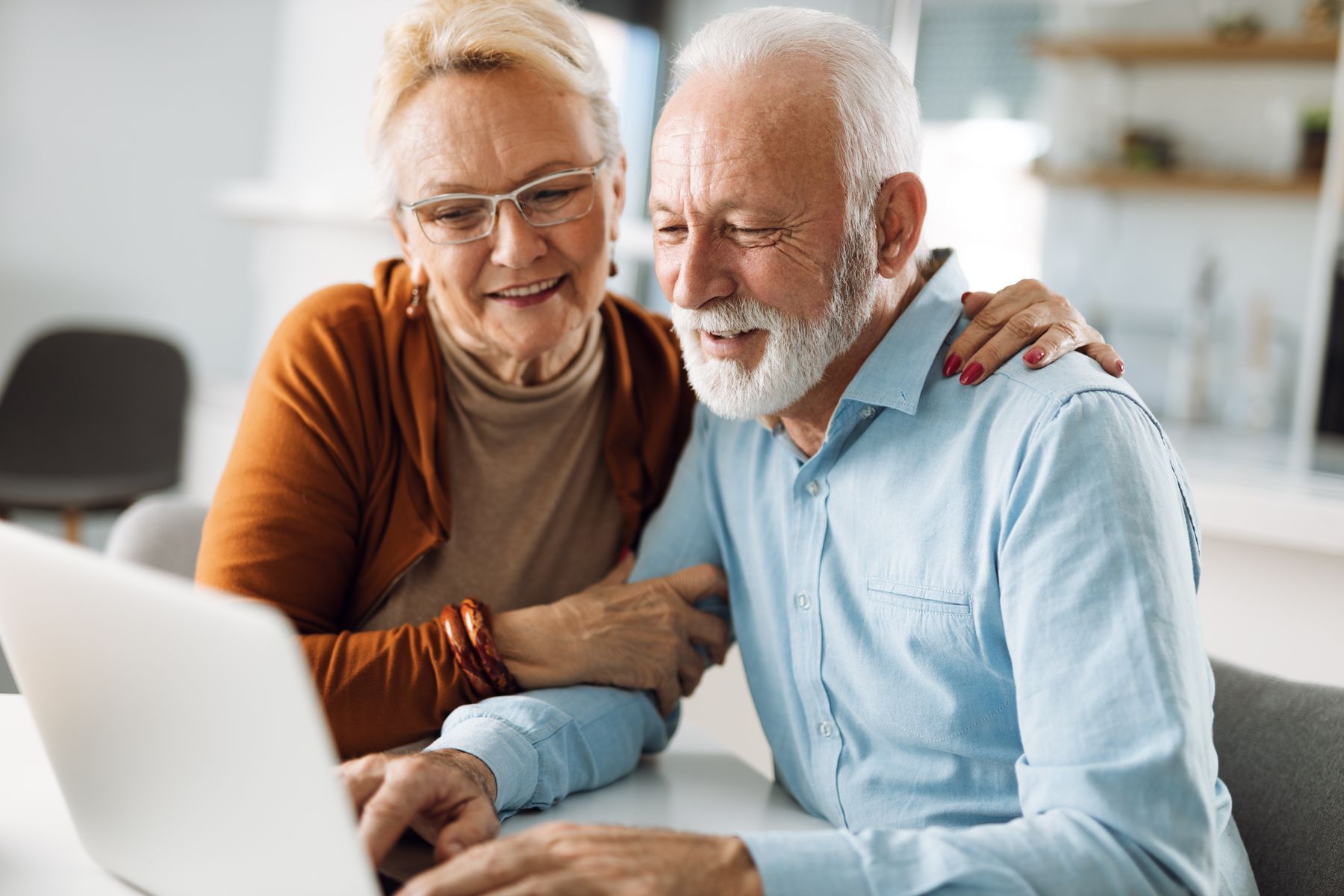 Participation financière des parents âgés aux dépenses familiales une question délicate