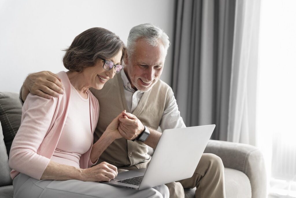 seniors cherchant des solutions financières au droit au répit