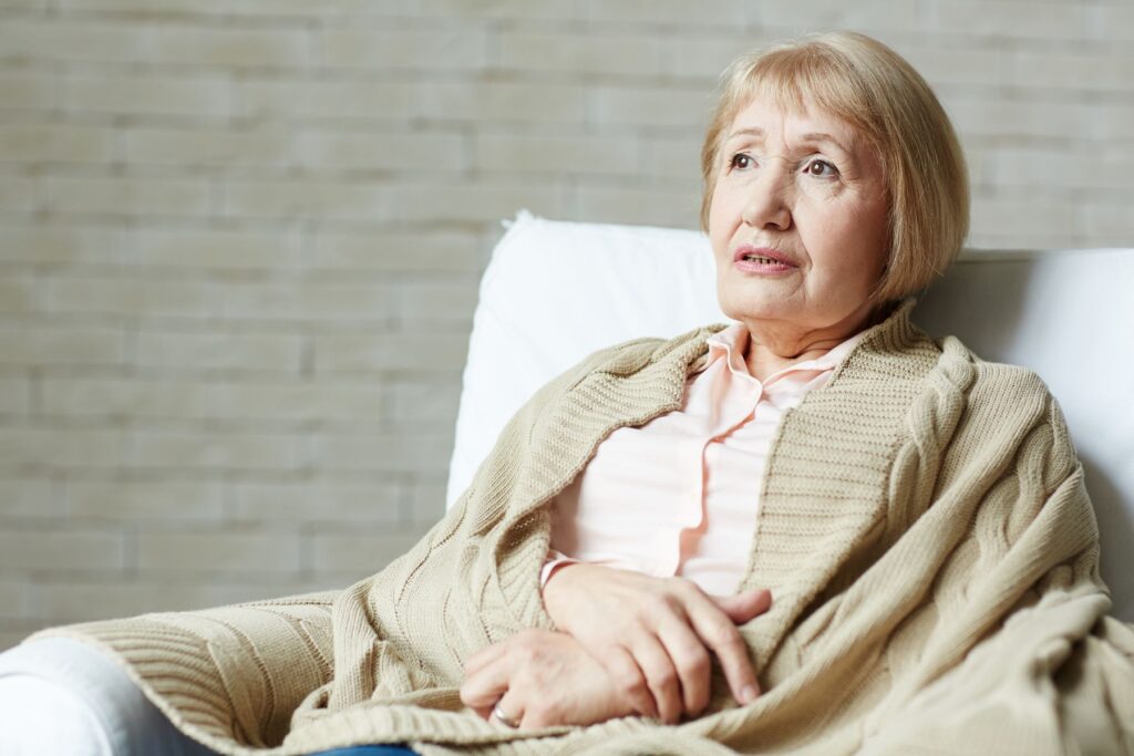 personne âgée de plus de 65 ans bénéficiant de la protection spéciale locataires âgés