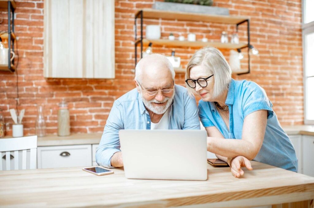 seniors connectés sur le site mon parcours santé 