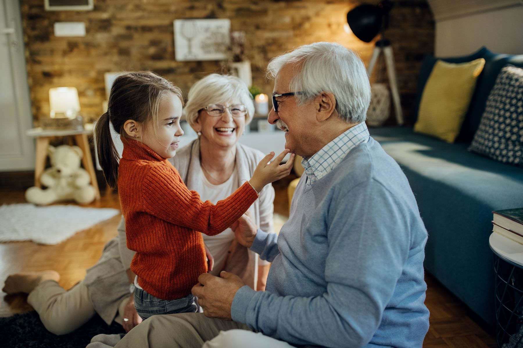 Comment encourager les plus jeunes à passer du temps avec leurs grands-parents